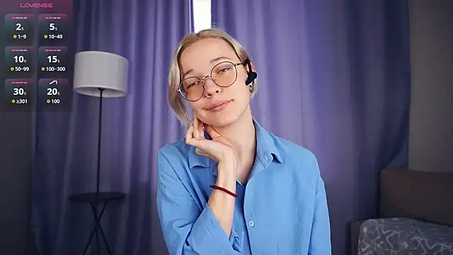 Snapshot of EdaKirkIin chatting on September 27, 6:29 am EdaKirkIin online show from September 27, 6:29 am