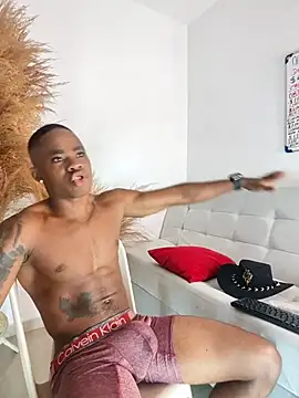 liambolt online show from October 13, 11:38 pm