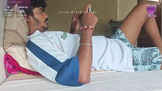 Snapshot of mrbuddy85 chatting on September 17, 10:39 am mrbuddy85 online show from September 17, 10:39 am