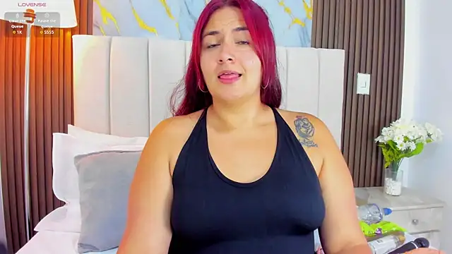 Victoria Guzman online show from April 30, 4:24 pm