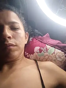 lucerocutte online show from May 7, 3:01 am