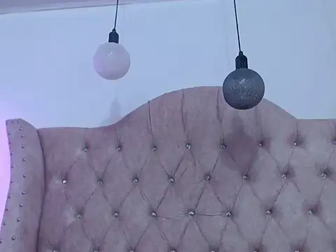 Snapshot of Jessica_Carter_01 chatting on June 6, 1:54 am Jessica Carter 01 online show from June 6, 1:54 am