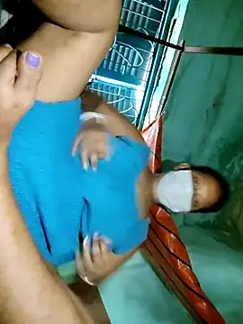 pujaroy363534 online show from September 18, 4:58 am