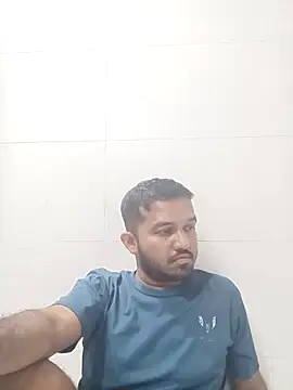 VJ17 online show from December 3, 7:45 pm