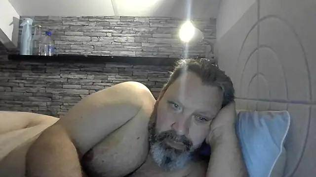 BigMan738xh online show from June 22, 10:40 pm