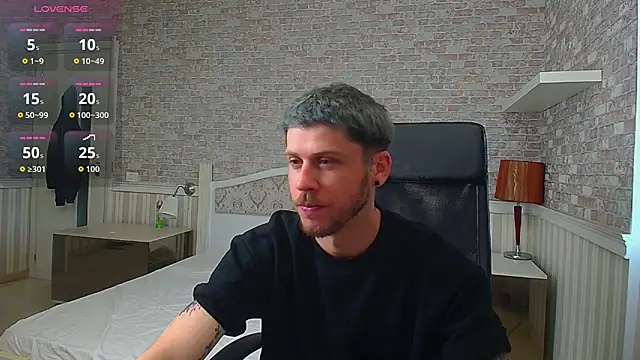 JonahShaw online show from June 2, 4:25 am