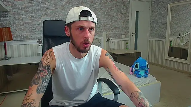 JonahShaw online show from July 21, 4:26 am