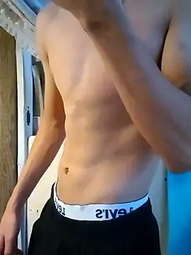 Snapshot of LUISSLEONN0958 chatting on September 27, 9:42 pm LUISSLEONN0958 online show from September 27, 9:42 pm