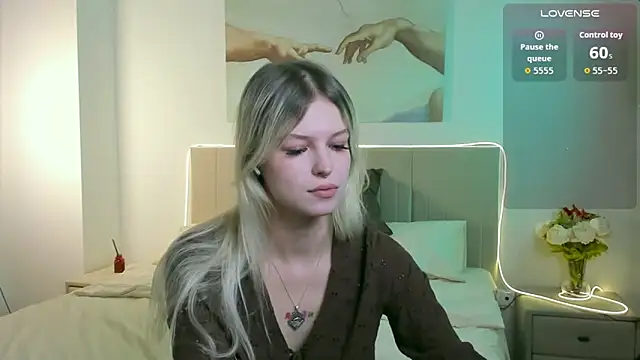 Lisa Blossom online show from September 17, 6:04 am