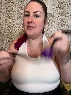 Snapshot of Lacey-BBW chatting on October 10, 10:42 pm Lacey-BBW online show from October 10, 10:42 pm