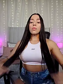 AriadnaTaylor online show from December 2, 6:03 pm