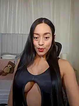 Snapshot of AriadnaTaylor chatting on May 12, 5:43 pm AriadnaTaylor online show from May 12, 5:43 pm