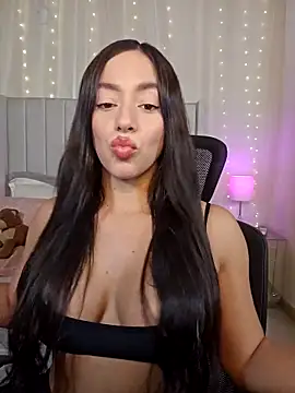 Snapshot of AriadnaTaylor chatting on May 21, 5:20 pm AriadnaTaylor online show from May 21, 5:20 pm