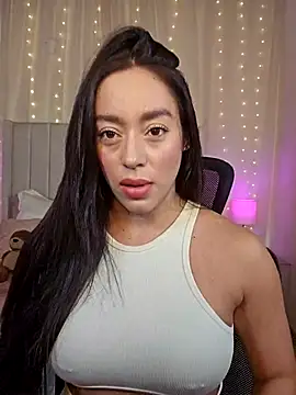 Snapshot of AriadnaTaylor chatting on May 27, 4:59 pm AriadnaTaylor online show from May 27, 4:59 pm