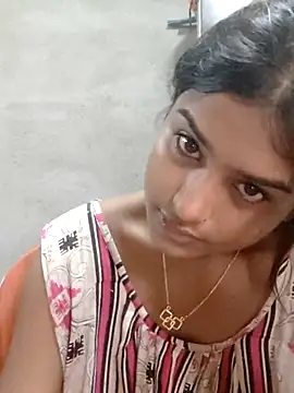 Tara2007 online show from October 18, 8:15 am