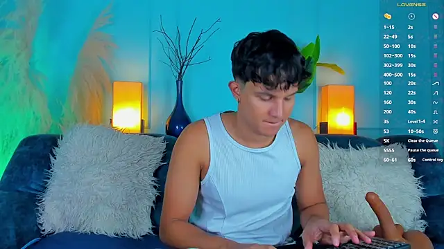 Leo Savage  online show from February 18, 3:57 am