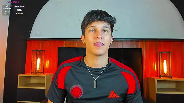 Leo Savage  online show from May 18, 4:07 am
