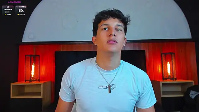 Leo Savage  online show from May 19, 4:08 am