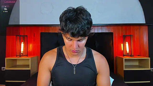 Leo Savage  online show from May 26, 4:08 am