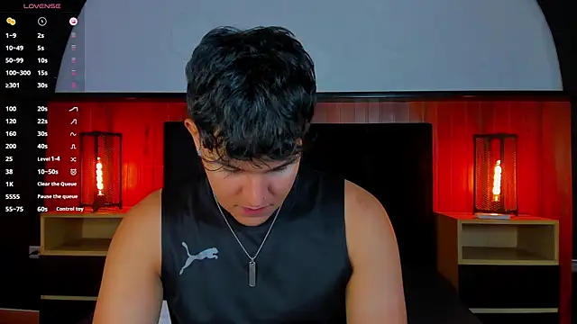 Leo Savage  online show from June 9, 4:24 am
