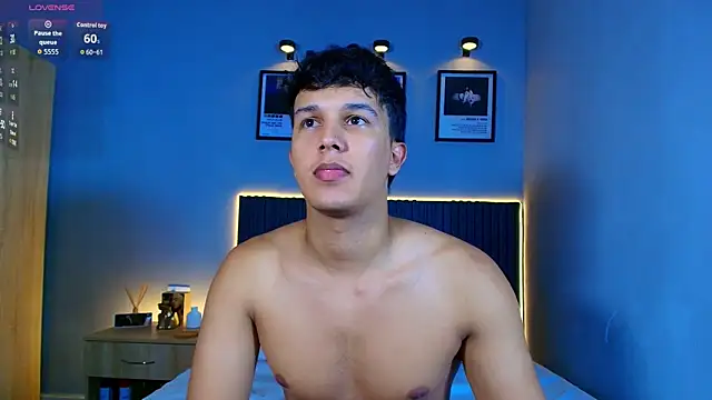 Leo Savage  online show from July 26, 3:04 am