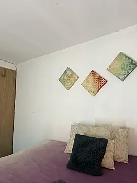 Snapshot of monnay520 chatting on March 7, 6:32 am monnay520 online show from March 7, 6:32 am