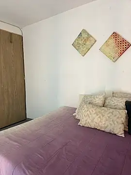 Snapshot of monnay520 chatting on March 9, 6:28 am monnay520 online show from March 9, 6:28 am