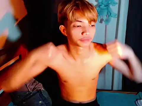 addicted to alex online show from November 10, 4:39 pm