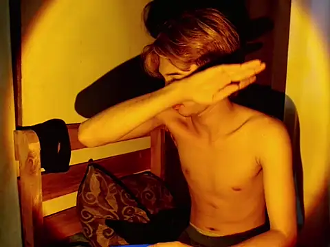 addicted to alex online show from November 30, 6:34 pm