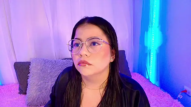 LilyRousee online show from February 6, 2:16 am