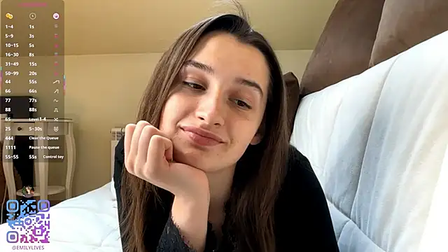 Snapshot of DarlineBrustera chatting on June 13, 10:13 am DarlineBrustera online show from June 13, 10:13 am