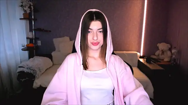 Snapshot of Dianaa_Lee0 chatting on May 30, 12:46 pm Dianaa Lee0 online show from May 30, 12:46 pm