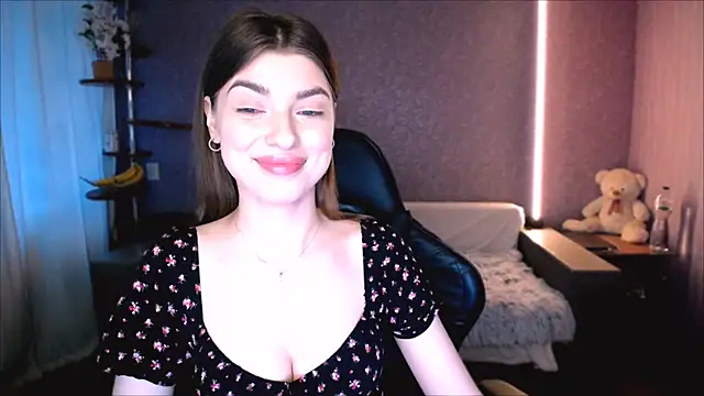 Snapshot of Dianaa_Lee0 chatting on June 9, 4:18 pm Dianaa Lee0 online show from June 9, 4:18 pm