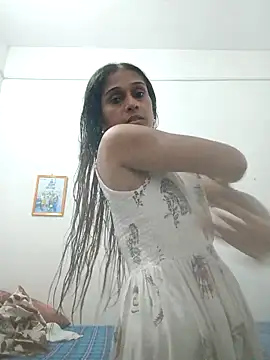 Snapshot of hotshreya69 chatting on September 11, 6:57 am hotshreya69 online show from September 11, 6:57 am