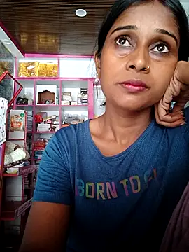 Snapshot of hotshreya69 chatting on September 12, 8:25 am hotshreya69 online show from September 12, 8:25 am