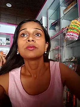 Snapshot of hotshreya69 chatting on September 28, 6:41 am hotshreya69 online show from September 28, 6:41 am