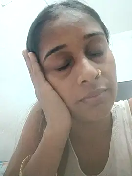 Snapshot of hotshreya69 chatting on September 28, 8:14 pm hotshreya69 online show from September 28, 8:14 pm