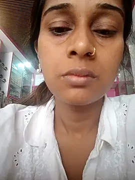 Snapshot of hotshreya69 chatting on October 9, 6:11 am hotshreya69 online show from October 9, 6:11 am