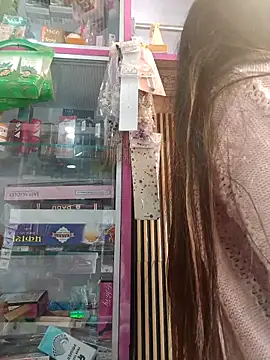 hotshreya69 online show from November 29, 7:55 am