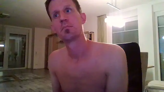 Snapshot of Trockenbau chatting on September 27, 3:06 pm Trockenbau online show from September 27, 3:06 pm