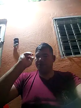 Snapshot of Franklin111230 chatting on December 5, 2:42 am Franklin111230 online show from December 5, 2:42 am