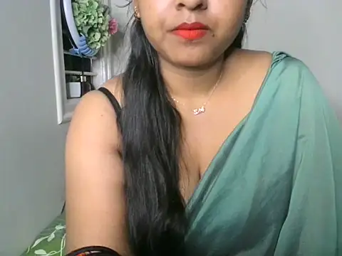 Snapshot of its_me_Rashmi chatting on October 13, 6:13 am its me Rashmi online show from October 13, 6:13 am