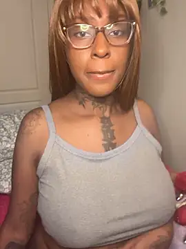 MistiSavannah online show from November 9, 4:00 am