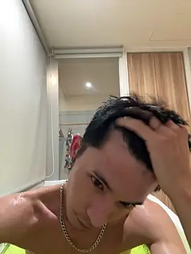 Snapshot of icefun1109 chatting on May 27, 1:52 pm icefun1109 online show from May 27, 1:52 pm