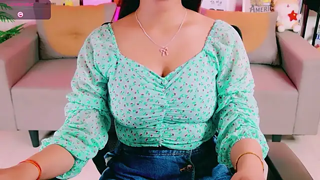 My Rose online show from June 3, 5:40 pm