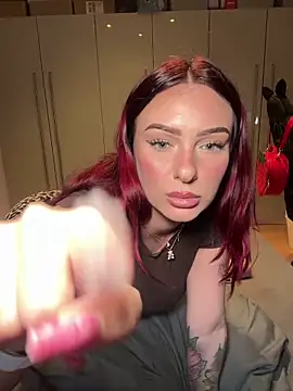 OliviaaFischer online show from April 30, 6:25 pm