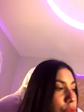 Snapshot of RenataLeclair chatting on October 23, 4:06 pm RenataLeclair online show from October 23, 4:06 pm