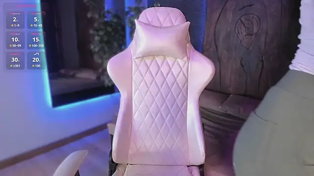 Snapshot of RenataLeclair chatting on December 5, 4:25 pm RenataLeclair online show from December 5, 4:25 pm