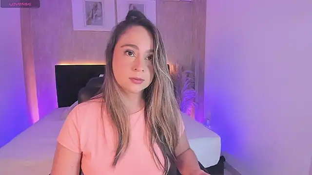 Snapshot of jessica_hotxxx chatting on November 12, 3:01 pm jessica hotxxx online show from November 12, 3:01 pm