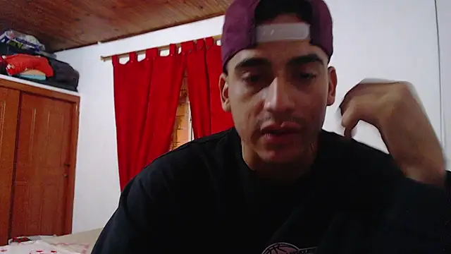 Snapshot of MIKE_WOLFF chatting on November 14, 2:21 am MIKE WOLFF online show from November 14, 2:21 am